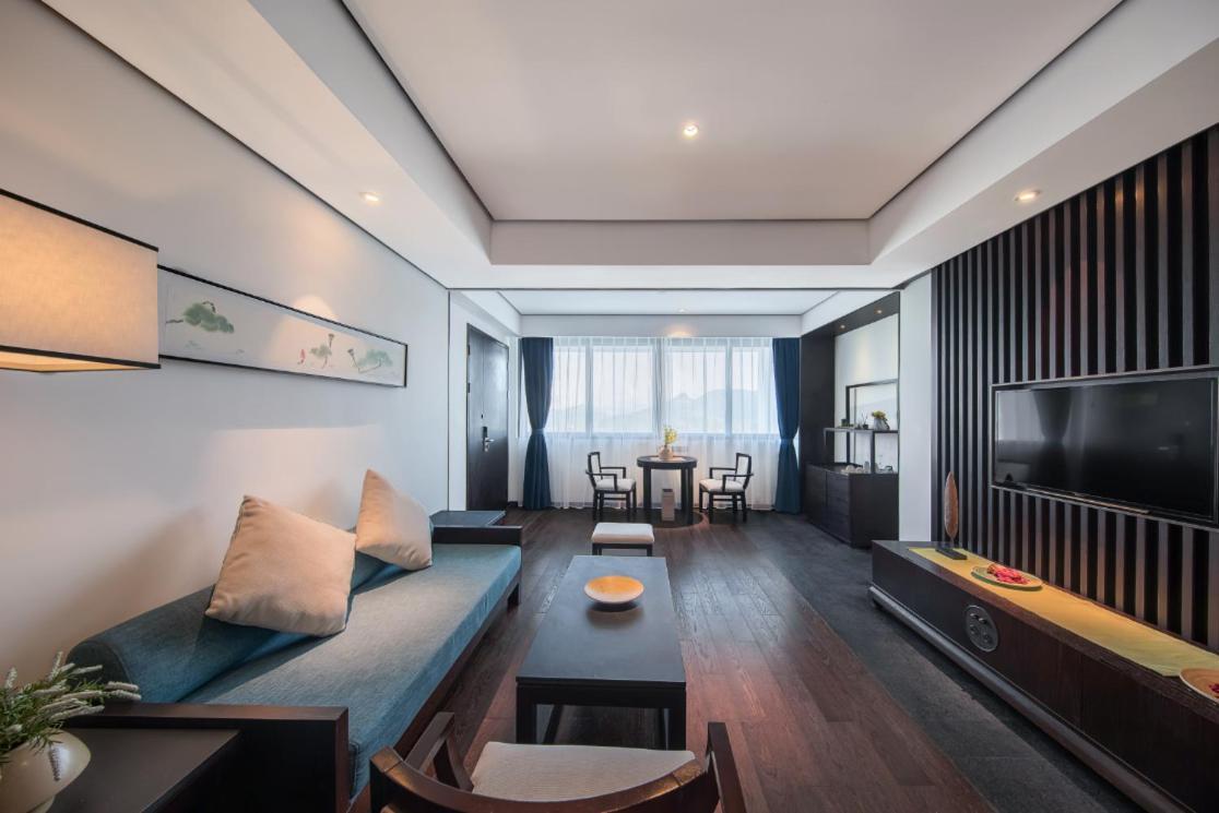 Howard Johnson Sandalwoods Resort Huizhou Huidong Extérieur photo