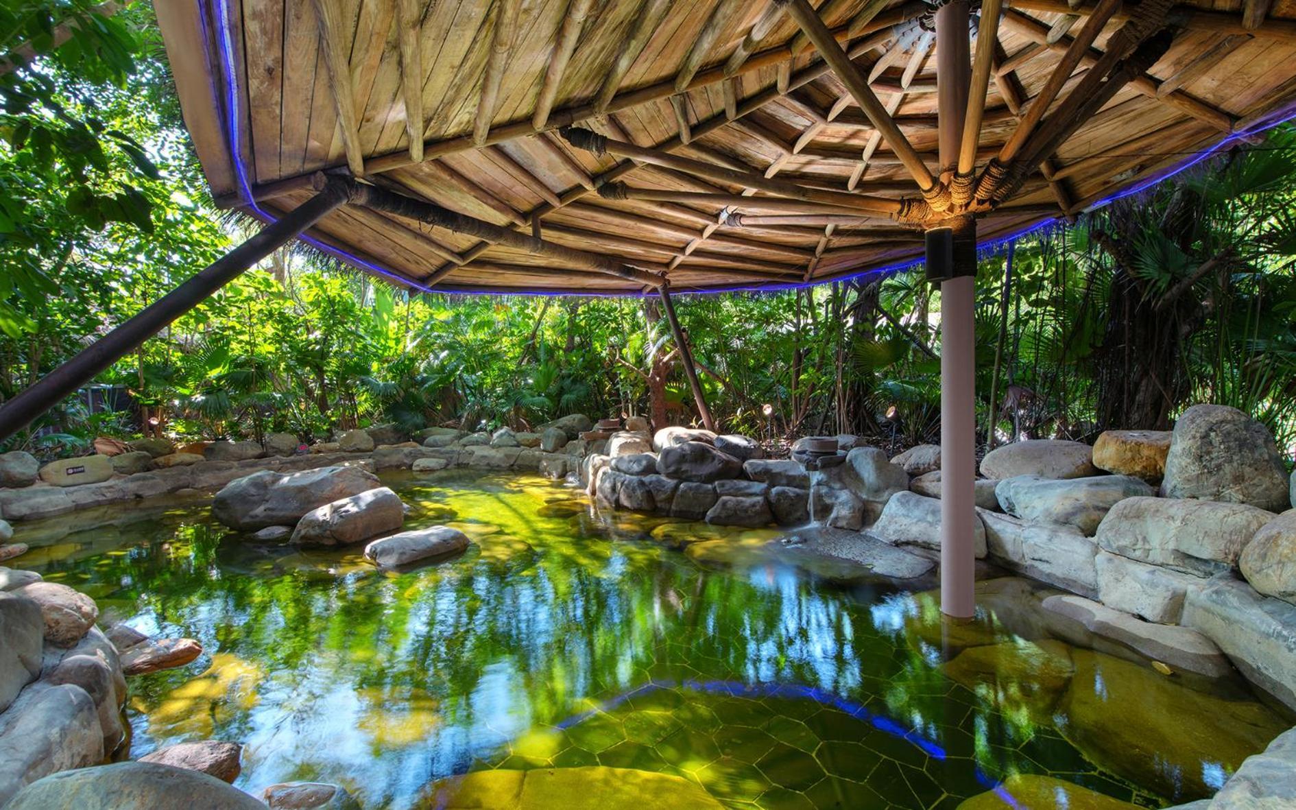 Howard Johnson Sandalwoods Resort Huizhou Huidong Extérieur photo